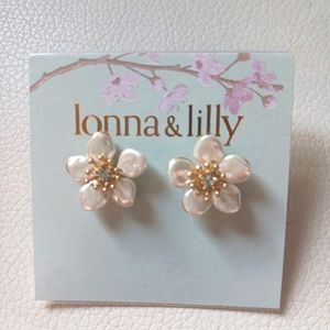 *NWOT* Lonna & Lilly Earrings